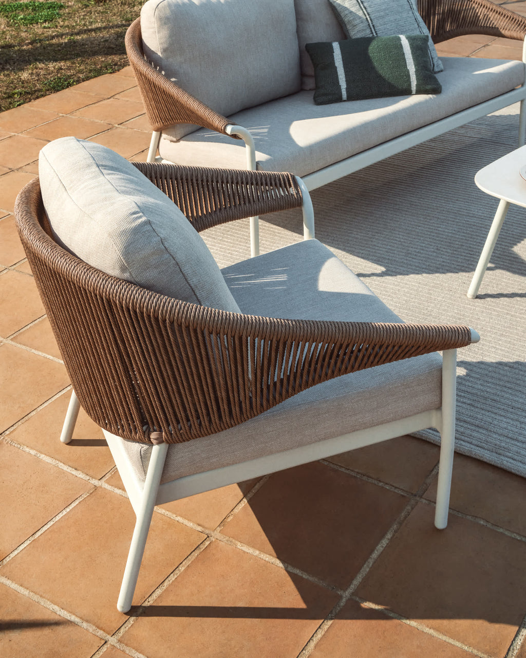 Zuara Ensemble Canapé 3 Places Fauteuils et Table d'Extérieur