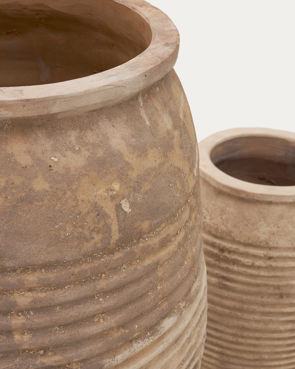Llonga Ensemble 2 Pots de Fleurs en Terre Cuite Finition Naturelle Ø 54 / Ø 32 cm